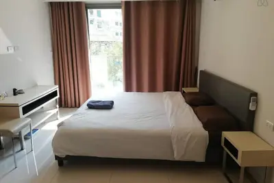 Image de Grand Appartement 1 Br Laguna Beach 2