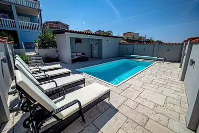 Image de Appartement de vacances Karlobag pour 1 - 6 personnes avec 2 chambres à coucher - Appartement de vac