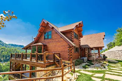 Image de Énormes Private Luxury Log Home Hot Tub une vue magnifique sur le 1er Acre 2 min de bande