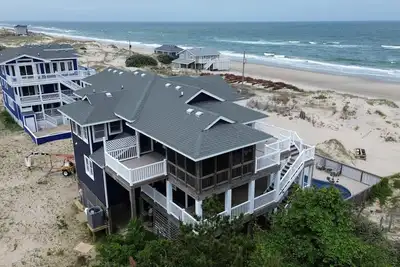 Image de Incroyable plage et vue sur l'océan dans cette maison 5 Br à Swan Beach. 4x4 requis!