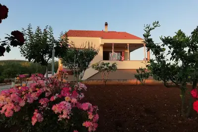 Image de Appartement de vacances Turanj pour 1 - 6 personnes avec 3 chambres à coucher - Appartement de vacan