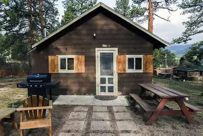 Image de La maison du shérif est une cabine 1 chambre rustique et confortable à proximité du parc national