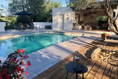 Image de Magnifique maison avec piscine dans parc 5000 m2 à quelques minutes de la mer