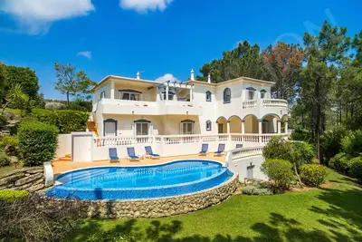 Image de Casa Clajon - Villa pour 8 personnes à Budens