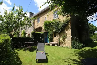 Image de Charmante maison avec jardin, vert naturel, proche de Saint-Martin-de-Cenilly