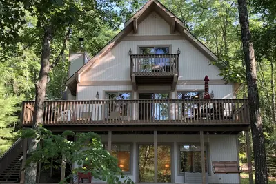 Image de Tout nouveau sur le marché! Island Lake Lodge: la vie de luxe au bord du lac