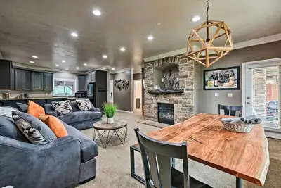 Image de Luxe Huntsville Condo 8 Mi Ă Snowbasin Ski Resort