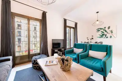 Image de Bright apartment next to Puerta de Alcalá. Chueca