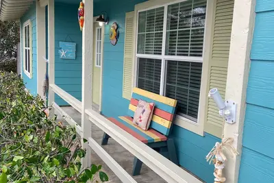 Image de Adorable Cottage Little Bay 2/1 avec une chambre bonus