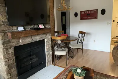 Image de Deux chambres nichées au cœur de Gatlinburg (Unité 602)