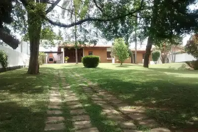 Image de Cottage avec piscine, 7 personnes Ă Atibaia