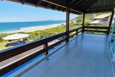 Image de Maison de maçonnerie au bord de l’eau avec la plus haute qualité à Estaleirinho Beach!
