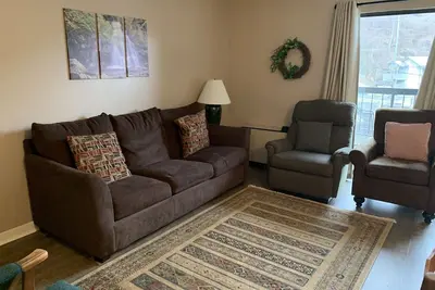 Image de Un appartement d'une chambre dans le centre-ville de Gatlinburg (Unité 203)