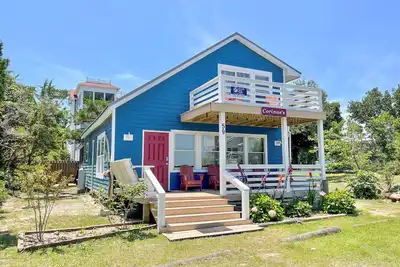 Image de Cette baisse des suites de niveau offre une vue fantastique sur Silver Lake et est situé au centre.