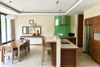 Image de Villas de 3 chambres près de la plage de Da Nang