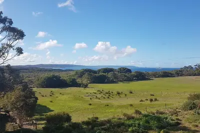 Image de Torbay Seaview - Profitez de la vue sur l'océan depuis la baignoire spa