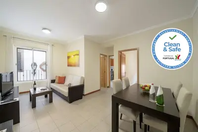 Image de In pedestrianised Funchal Old Town | Taberna Apt 2