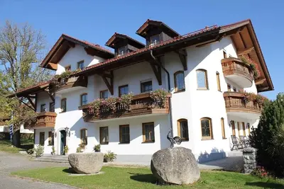 Image de GemĂĽtliche 48qm Ferienwohnung mit eigener Terrasse
