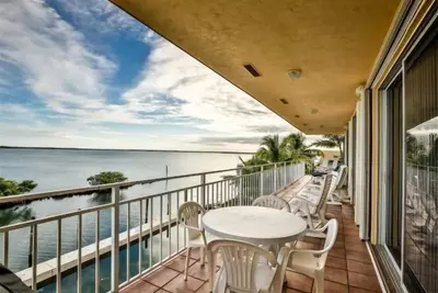 Image de Channel Five Open Water View Condo Ă Long Key