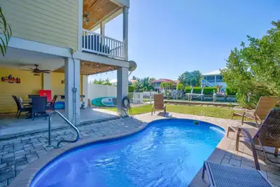 Image de Casa De Tiki Duplex Neuf 4 Chambres / 3 Bains Avec Piscine PRIVÉE