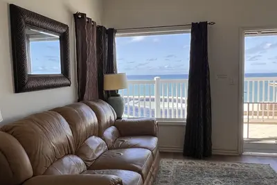 Image de Bungalow Plage Front de Mer avec Piscine et Spa