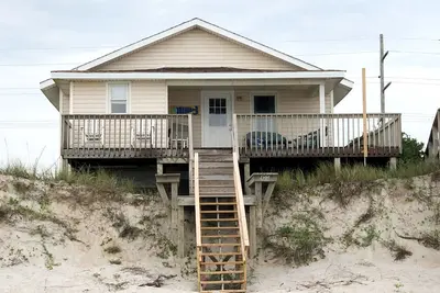 Image de The Playhouse: 5 Br / 3 Ba maison Ă Topsail Beach, pour 11 personnes