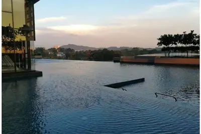 Image de Balcon Suite privée + InfinityPool + 3min de marche Mrt