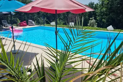 Image de Une belle escapade en Dordogne Gites pour familles ou couple