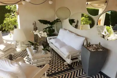 Image de Chambre d'hôtes de charme à Vence. Idéalement située entre Nice et Cannes