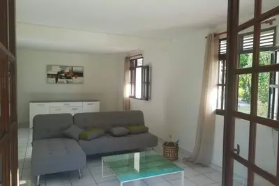 Image de Lécrin de Bachelier est un Maison campagnarde située sur une propriété privée