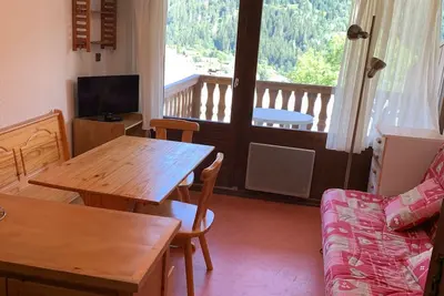Image de Studio 4 pers avec balcon et kitchenette équipée à Champagny-en-Vanoise