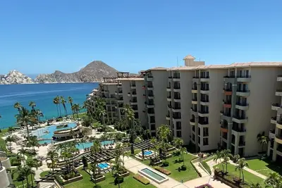 Image de Dernier ÉTAGE! ! Spectaculaire Ocean Front Resort Sur Beach, Medano Beach! Marche Distance De La Ville!