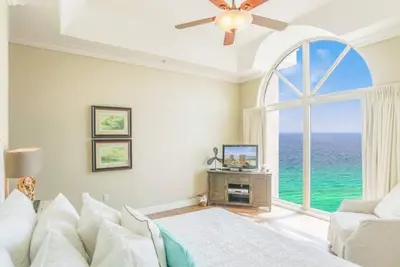 Image de Luxury Resort Penthouse!