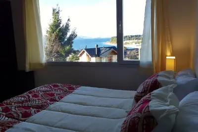 Image de Departamento con vista al lago