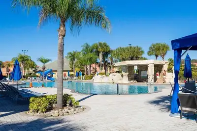 Image de 8950 Amazing home with pool!