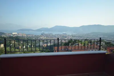 Image de La maison avec vue sur Emma un charmant appartement avec vue magnifique sur la mer