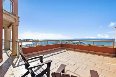 Image de P5-0504 Terrasse Portofino 3b - Fabuleux taux d'automne