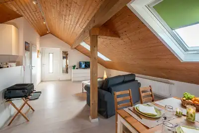 Image de Appartement lumineux situé au dernier étage (45 m²) avec connexion Wi-Fi gratuite