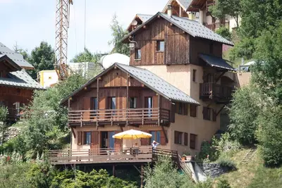 Image de Chalet familial 12 pers- proche pistes, vue ++ sur montagnes, terrasse Sud