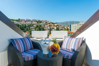 Image de Apartments Arla Exclusive - Appartement 1 chambre de luxe avec balcon et vue sur la mer