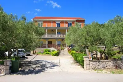 Image de Apartments Veselka - Appartement 2 Chambres avec Terrasse et Vue sur la Mer (Apt 3)