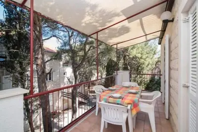 Image de Apartments Boguvila - Appartement Économique 2 Chambres avec Terrasse (A5) - (St)