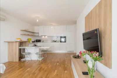Apartment White Gardenia (St) - Appartement 1 Chambre avec Balcon