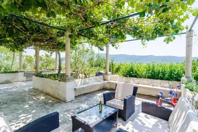 Image de Maison de vacances Field of Olives - Maison de vacances 2 chambres avec terrasse