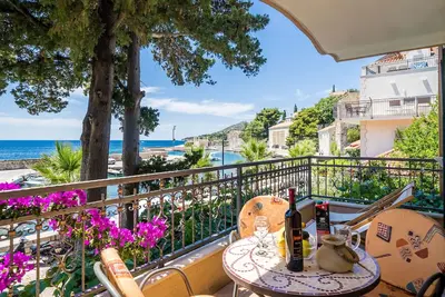 Apartment Villa Palma- Appartement 2 Chambres avec Terrasse et Vue sur la Mer (Apartman 4)