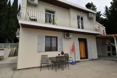 Apartments Marin - Appartement 2 chambres avec terrasse et vue sur le jardin