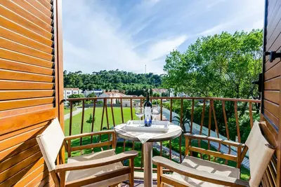 Apartments Mali Paradiso - Studio Confort avec Balcon et Vue sur la Piscine