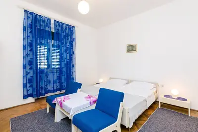 Apartment Lucy - Appartement 2 Chambres avec Terrasse et Vue sur la Ville (Gustin)