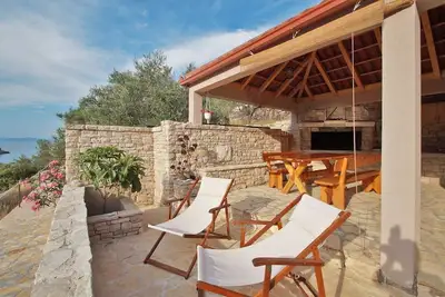Image de Stone House Mia - Maison 2 Chambres en Pierre avec Terrasse et Vue sur la Mer