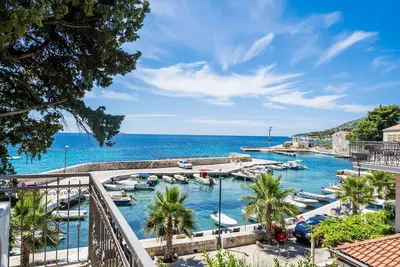 Apartment Villa Palma- Chambre Double avec Balcon et Vue sur la Mer (Soba 3)